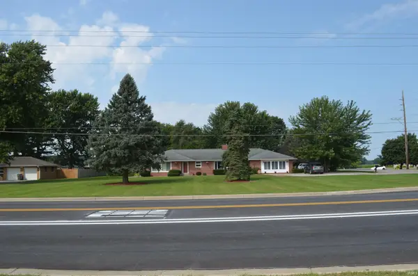 1574 N Main Street, Nappanee, IN 46567