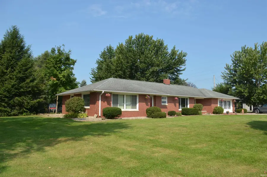 1574 N Main Street, Nappanee, IN 46567 - #3
