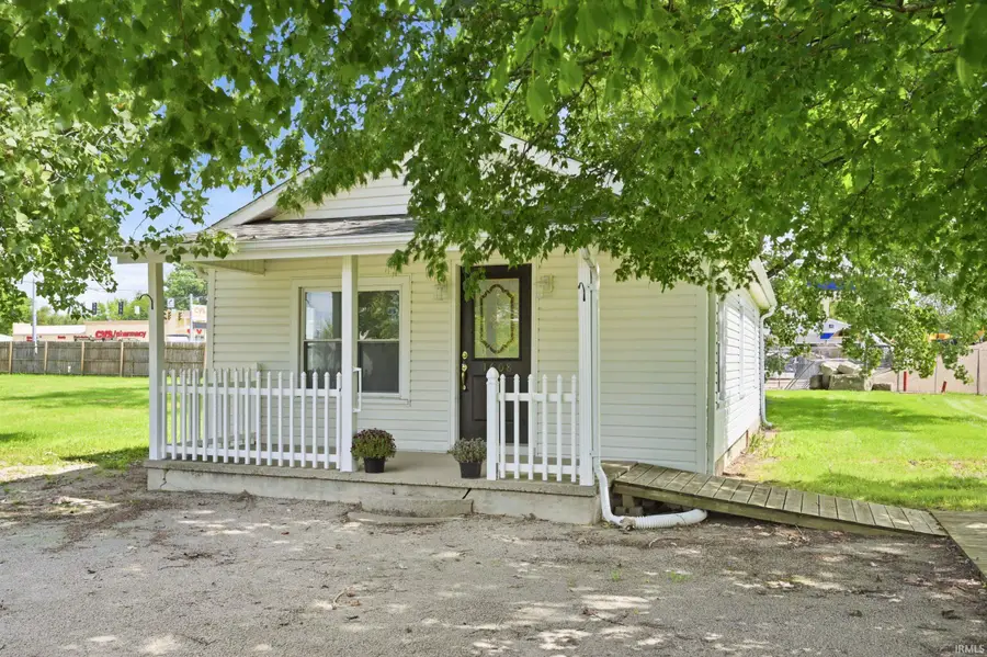 1608 N Cherry Street, Hartford City, IN 47348 - #3