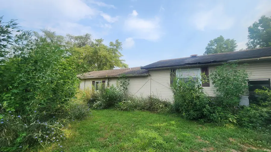 101 Norfolk Drive, Alexandria, IN 46001 - #3