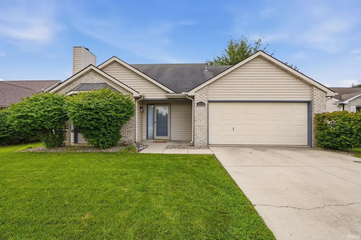 1010 Autumn Ridge Lane, Fort Wayne, IN 46804 - #1