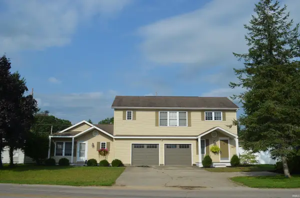 1411 S Harkless Drive, Syracuse, IN 46567