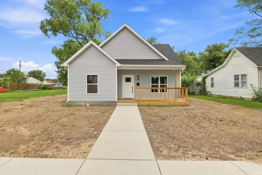 2710 N B Street, Elwood, IN 46036 - #2