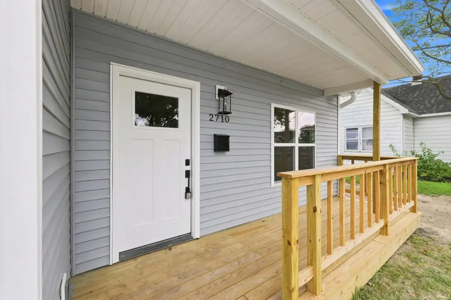 2710 N B Street, Elwood, IN 46036 - #3