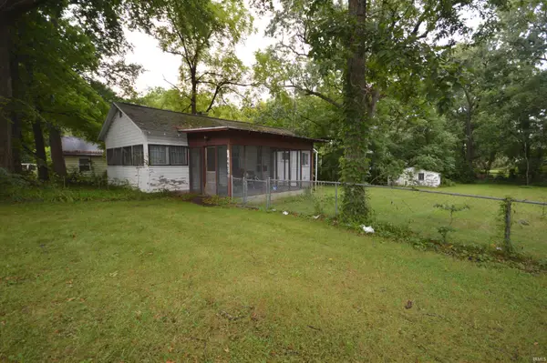 10976 Mohawk Road, Walkerton, IN 46574