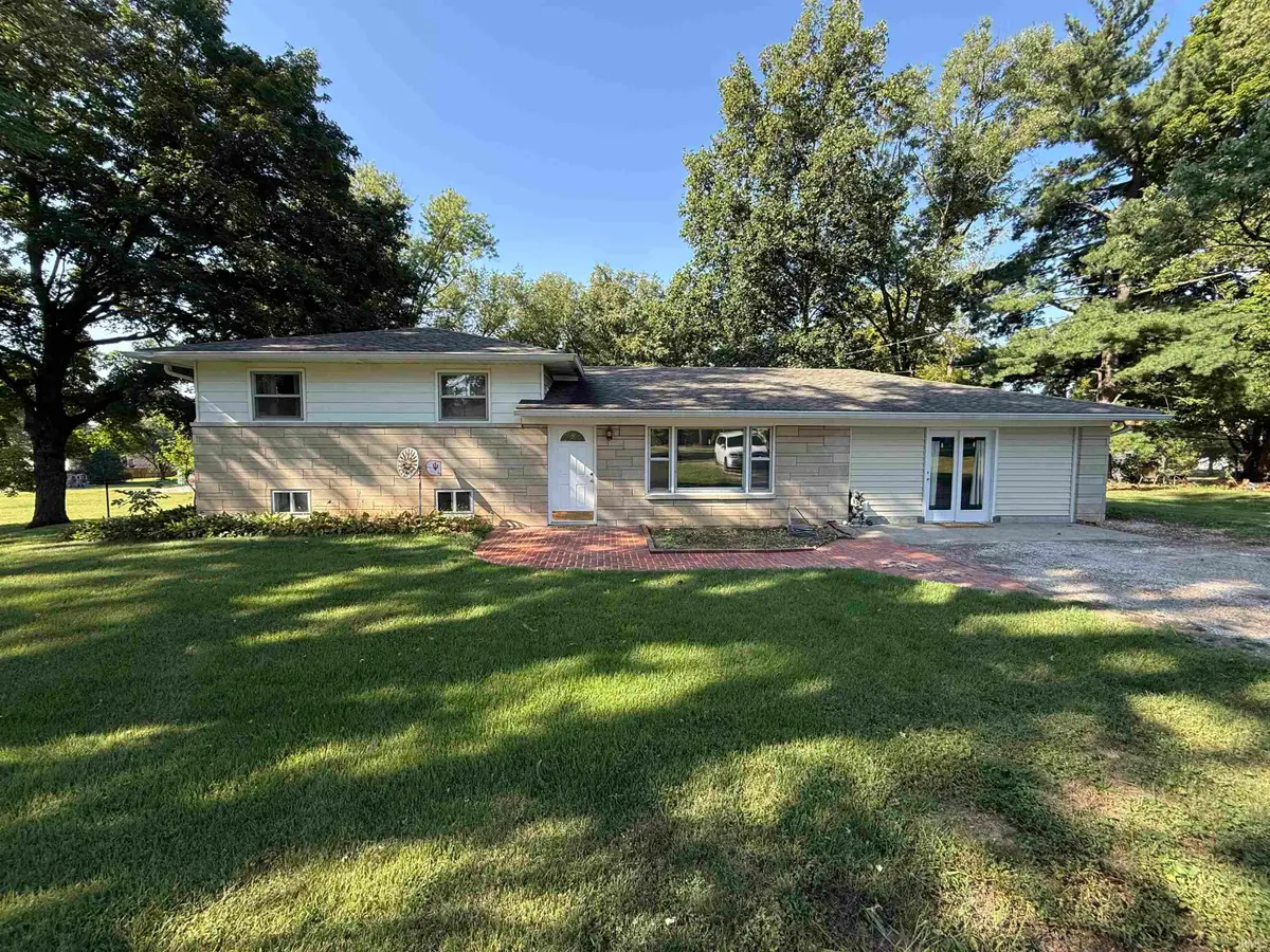 2703 Rose Drive, Vincennes, IN 47591 - #1