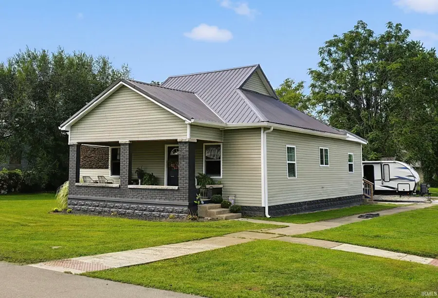 401 W Grissom Avenue, Mitchell, IN 47446 - #3