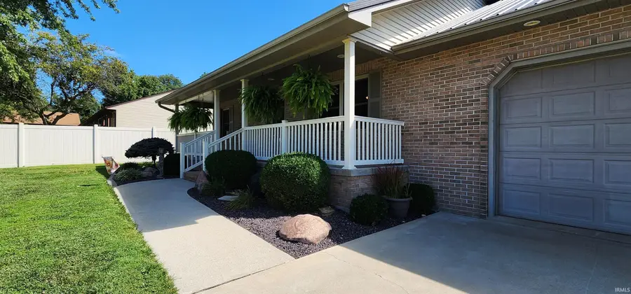 101 Southgate Street, Loogootee, IN 47553 - #3