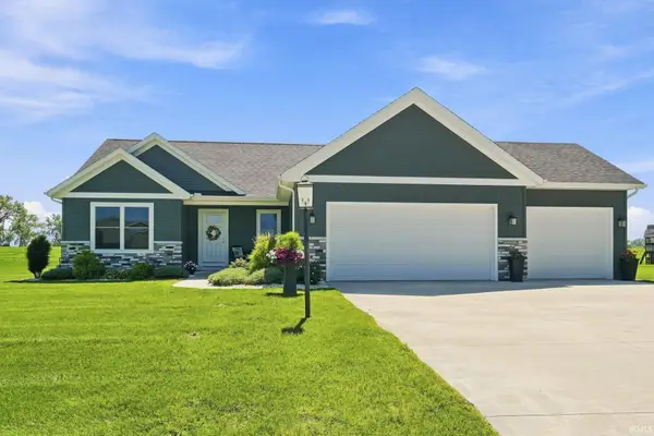 2633 E Lilly Court, Warsaw, IN 46582