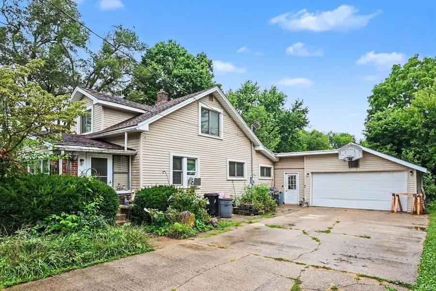 2009 Berkey Avenue, Goshen, IN 46526 - #2