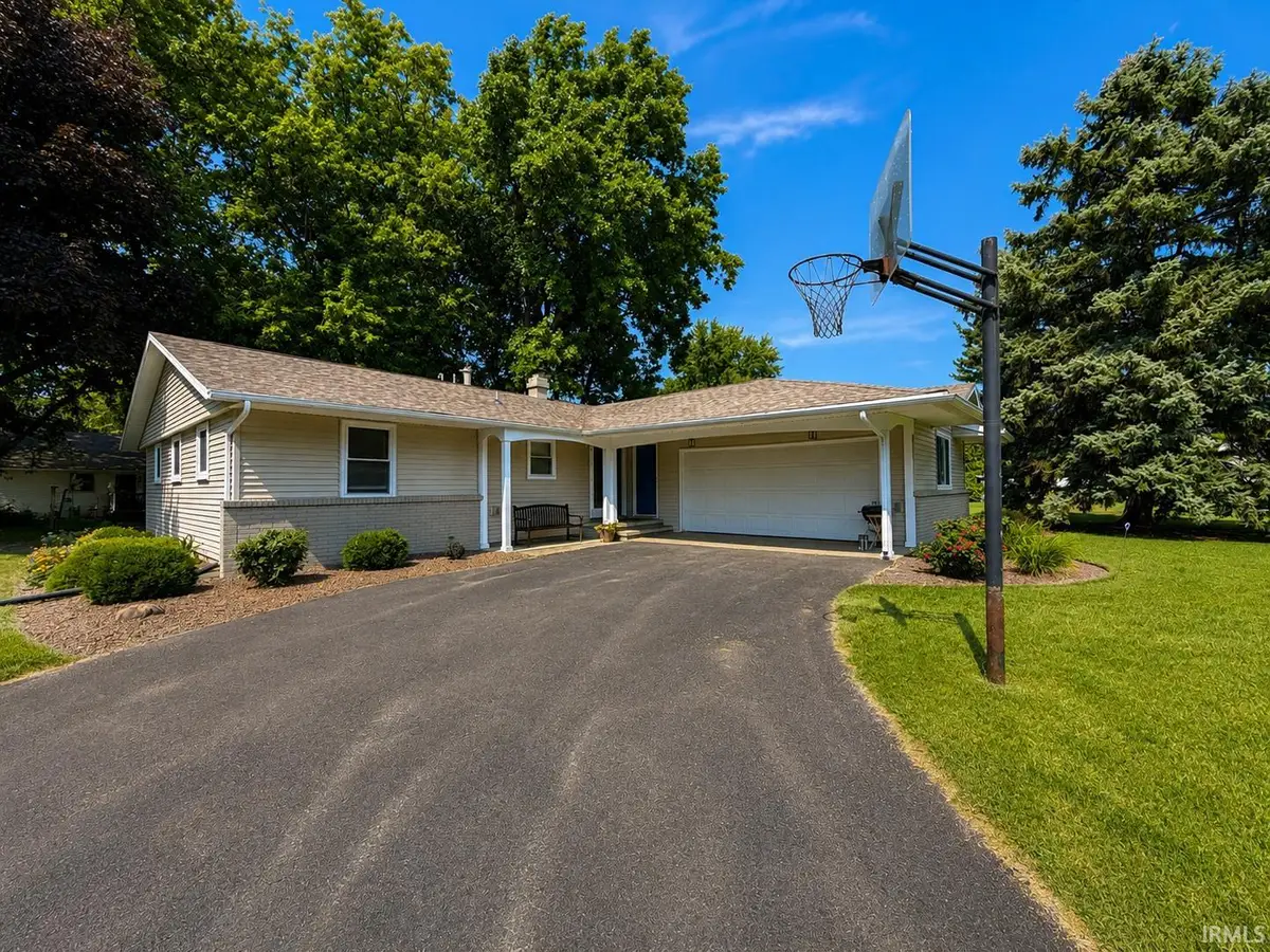 518 S Plateau Trail, Monticello, IN 47960 - #1