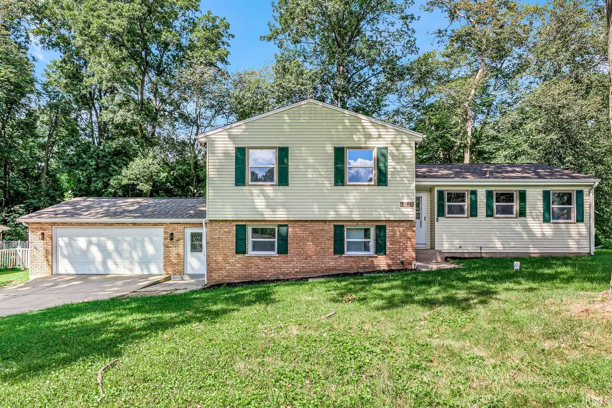 60195 Emerald Drive, South Bend, IN 46614 - #1