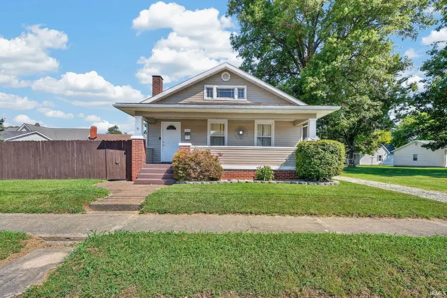 302 E Locust Street, Fort Branch, IN 47648 - #2