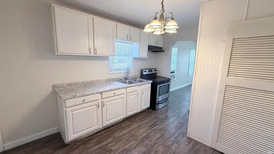 608 Ravenswood Drive, Evansville, IN 47713 - #3
