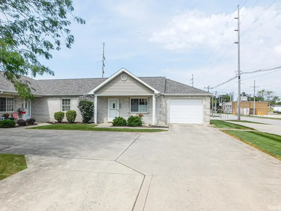 205 W Spring Street #A, Bluffton, IN 46714 - #3