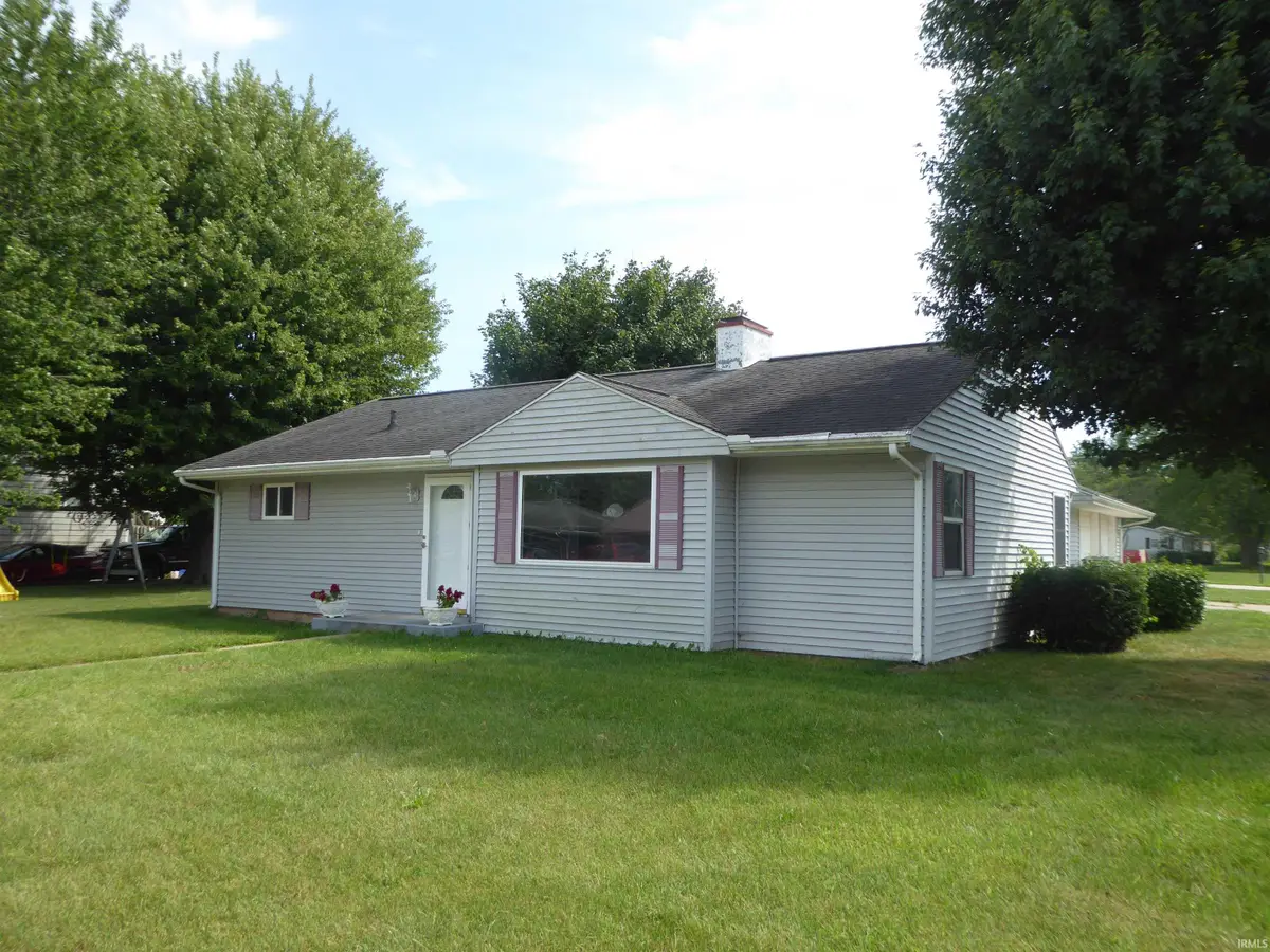 411 Joy Street, Ligonier, IN 46767 - #1