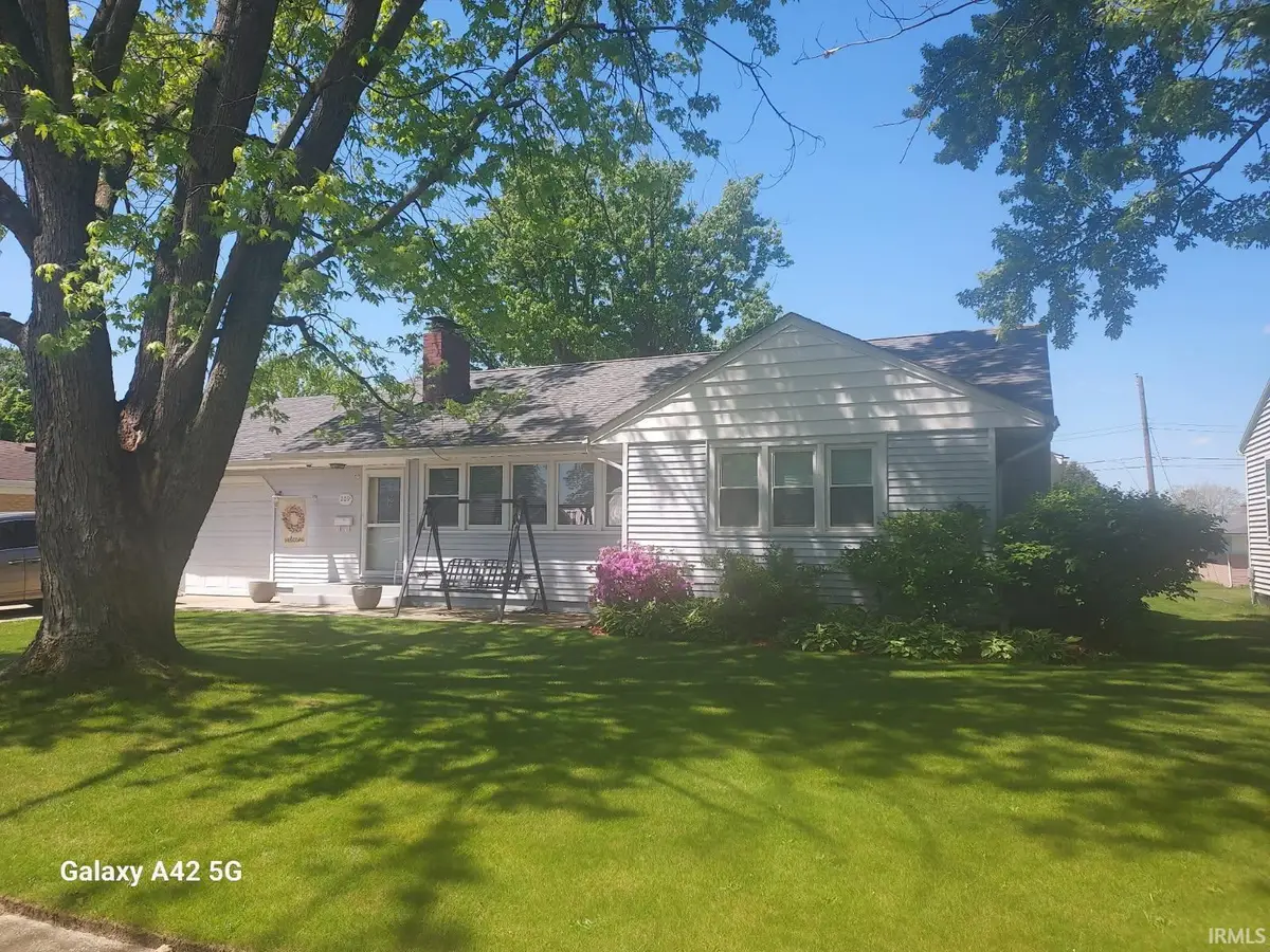 209 S Shumaker Drive, Bremen, IN 46506 - #1