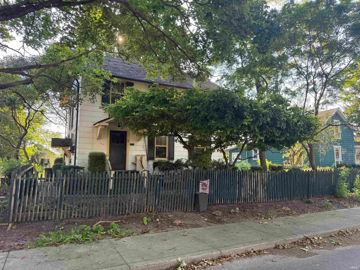 617 N Jefferson Street, Berne, IN 46711 - #1