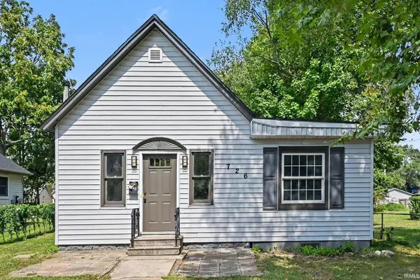 726 W Blaine Avenue, Elkhart, IN 46516