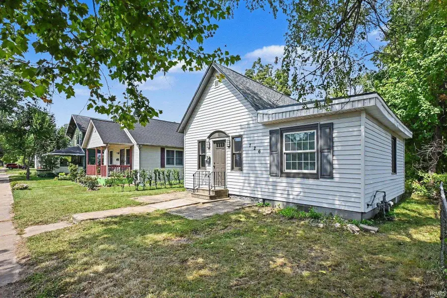 726 W Blaine Avenue, Elkhart, IN 46516 - #2