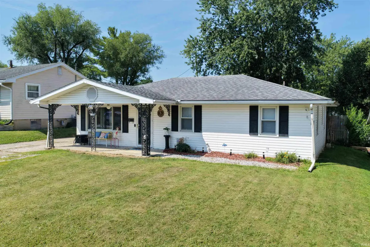 2305 J Street, Bedford, IN 47421 - #1