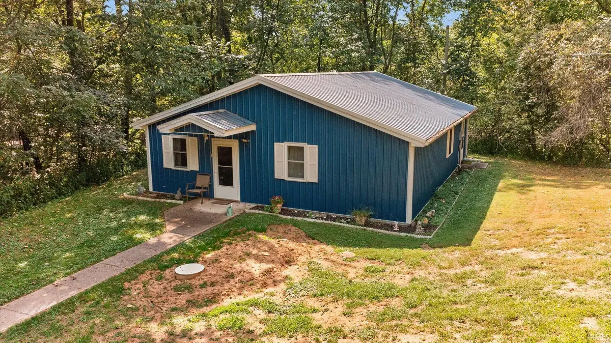 63 E Owens Farm Road, Bloomfield, IN 47424 - #1