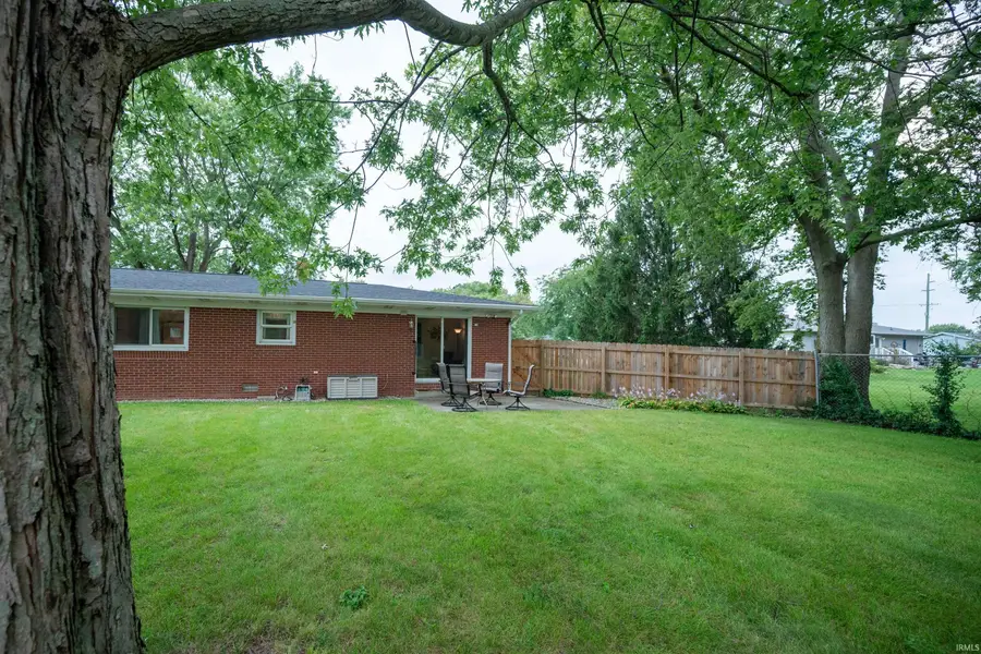 1025 Ash Street, Huntington, IN 46750 - #3