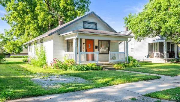 1213 W Gilbert Street, Muncie, IN 47303