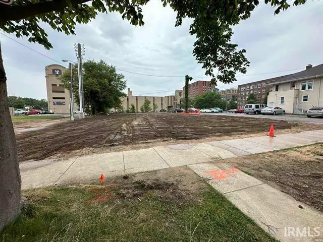 211 W Marion Street, South Bend, IN 46601 - #1