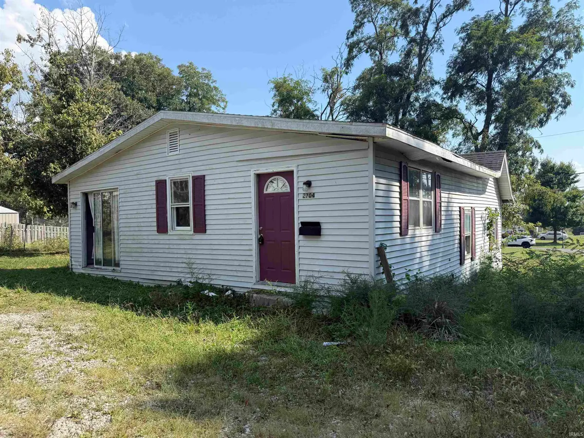 2704 H Street, Bedford, IN 47421 - #1