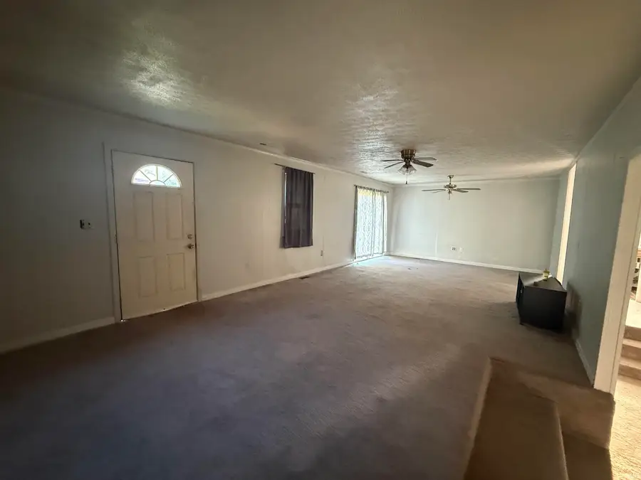 2704 H Street, Bedford, IN 47421 - #3