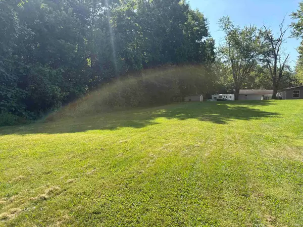 626 E Jones Street, Warren, IN 46792