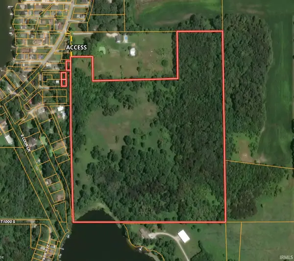 9766 S Black Ln, Claypool, IN 46510