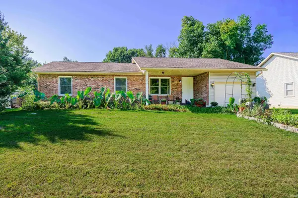 1019 W Countryside Lane, Bloomington, IN 47403