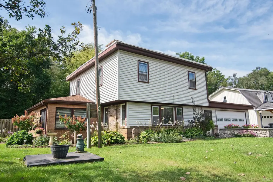 9615 N Steinbarger Lake Drive, Wawaka, IN 46794 - #2