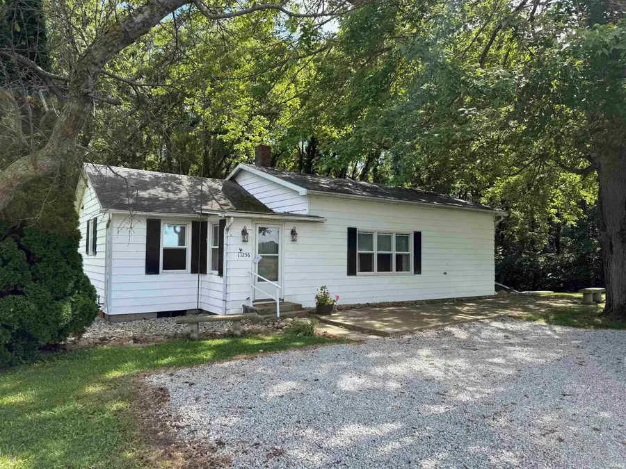 11256 N 450 E, Syracuse, IN 46567 - #2
