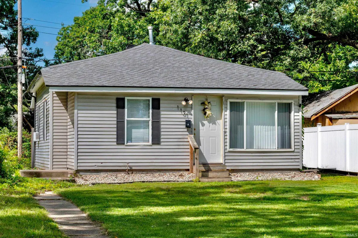 1131 Johnson Street, South Bend, IN 46628 - #1