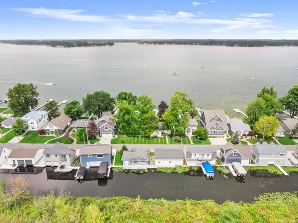 8267 E Highland View Drive, Syracuse, IN 46567