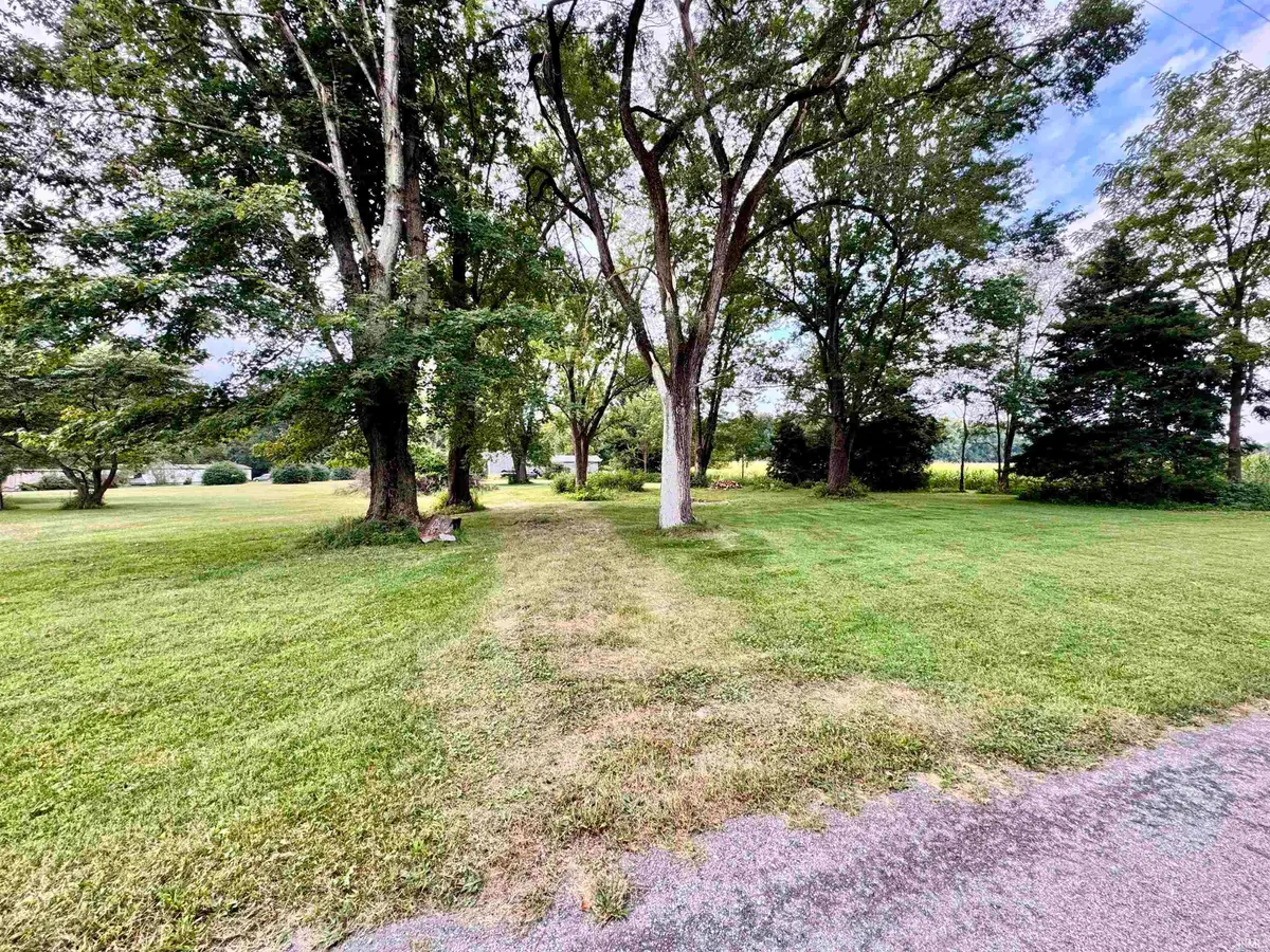 1571 W 400 S, Winamac, IN 46996 - #1