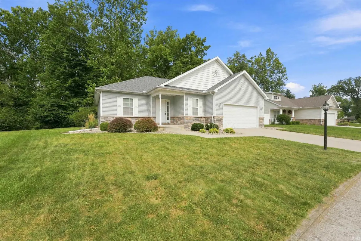 196 Beechnut Court, Warsaw, IN 46582 - #1