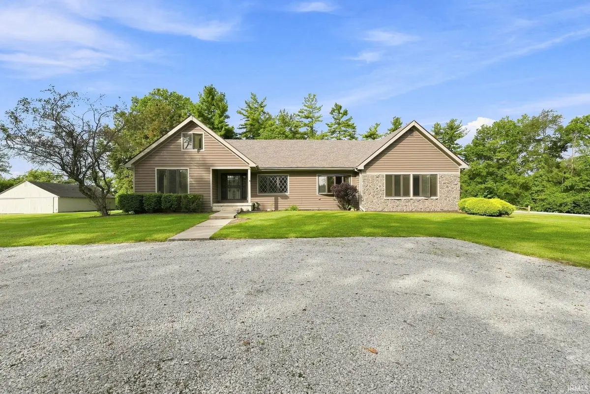 8310 Winchester Road, Fort Wayne, IN 46819 - #1