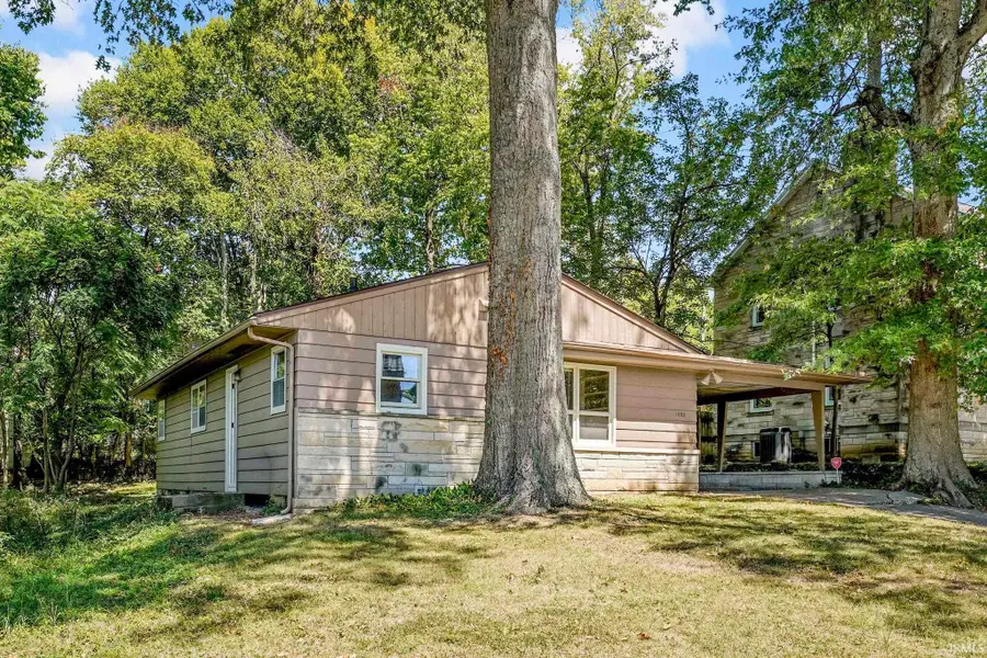 1033 E Maxwell Lane, Bloomington, IN 47401 - #2
