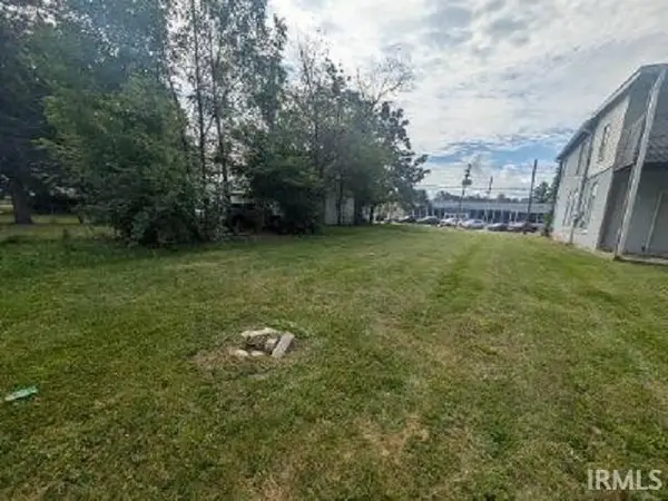 512 W Memorial Drive, Muncie, IN 47302