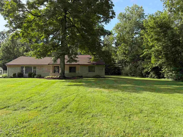 3201 Grace Lane, Muncie, IN 47304