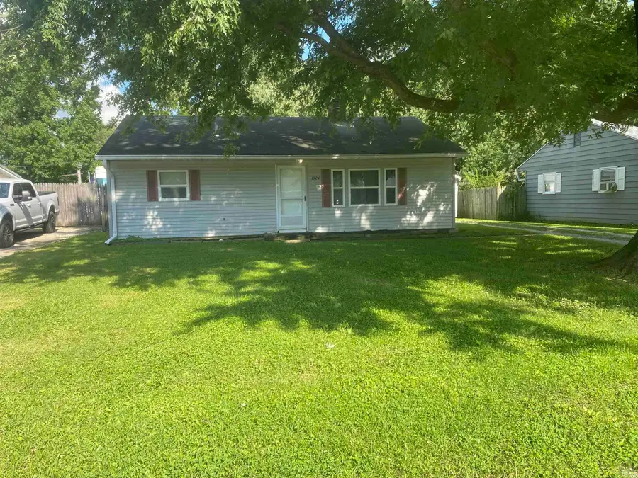 1924 S Gilman Avenue, Muncie, IN 47302 - #3