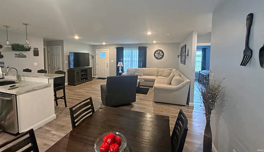 907 Longfellow Drive, Washington, IN 47501 - #3