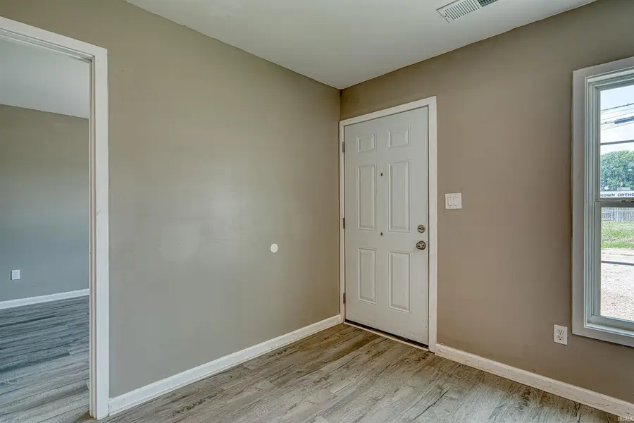 1406 Oakley Street, Evansville, IN 47710 - #3