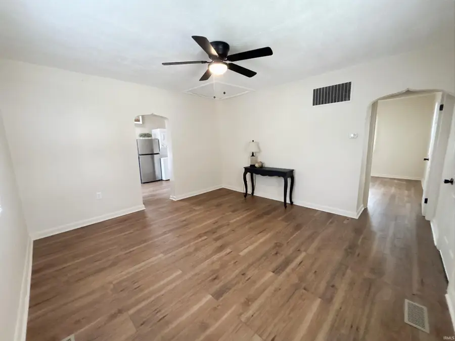 1405 E Oregon Street, Evansville, IN 47711 - #2