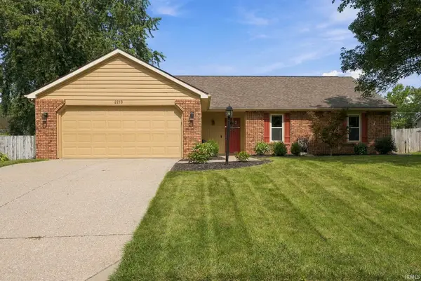 2218 Foxboro Drive, Fort Wayne, IN 46818