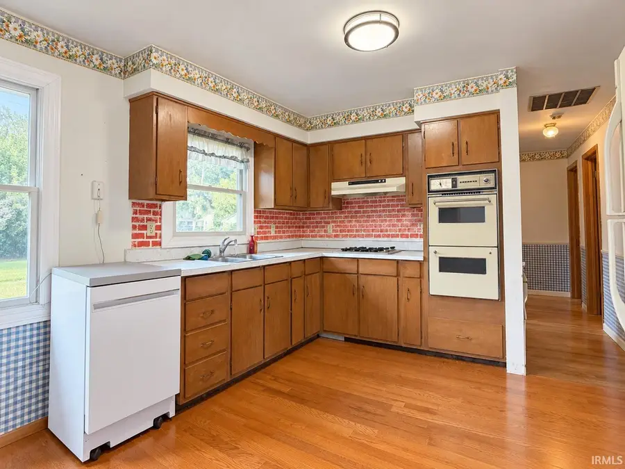 601 W Alice Street, Kouts, IN 46347 - #3